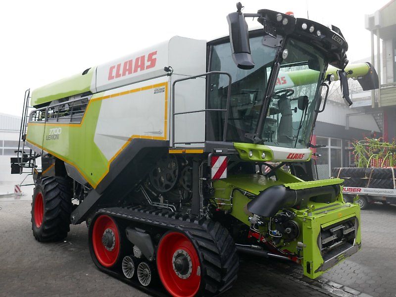 CLAAS LEXION 7700 TERRA TRAC