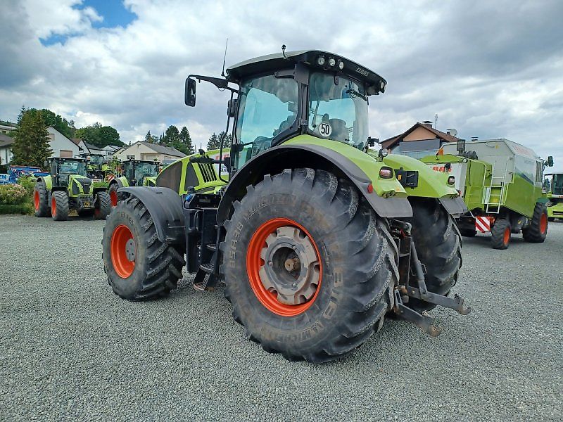 CLAAS AXION 940 C-MATIC photograph