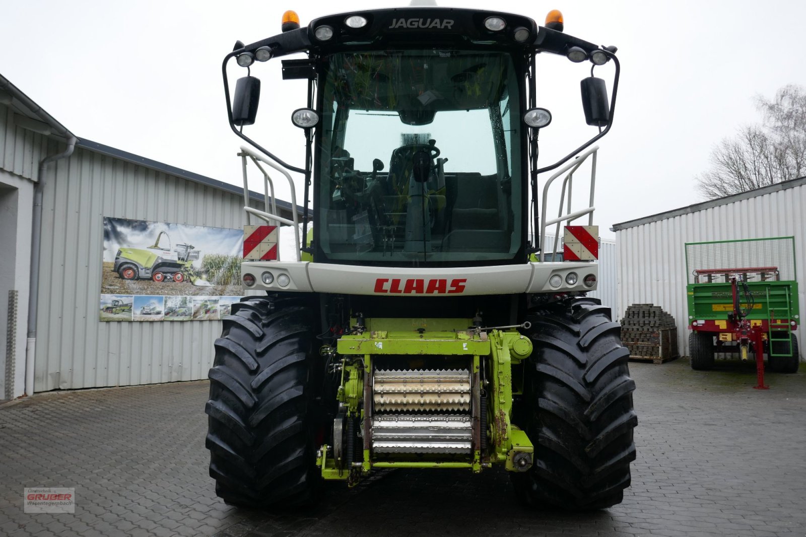 CLAAS Jaguar 950 with Orbis 750 — photo 2