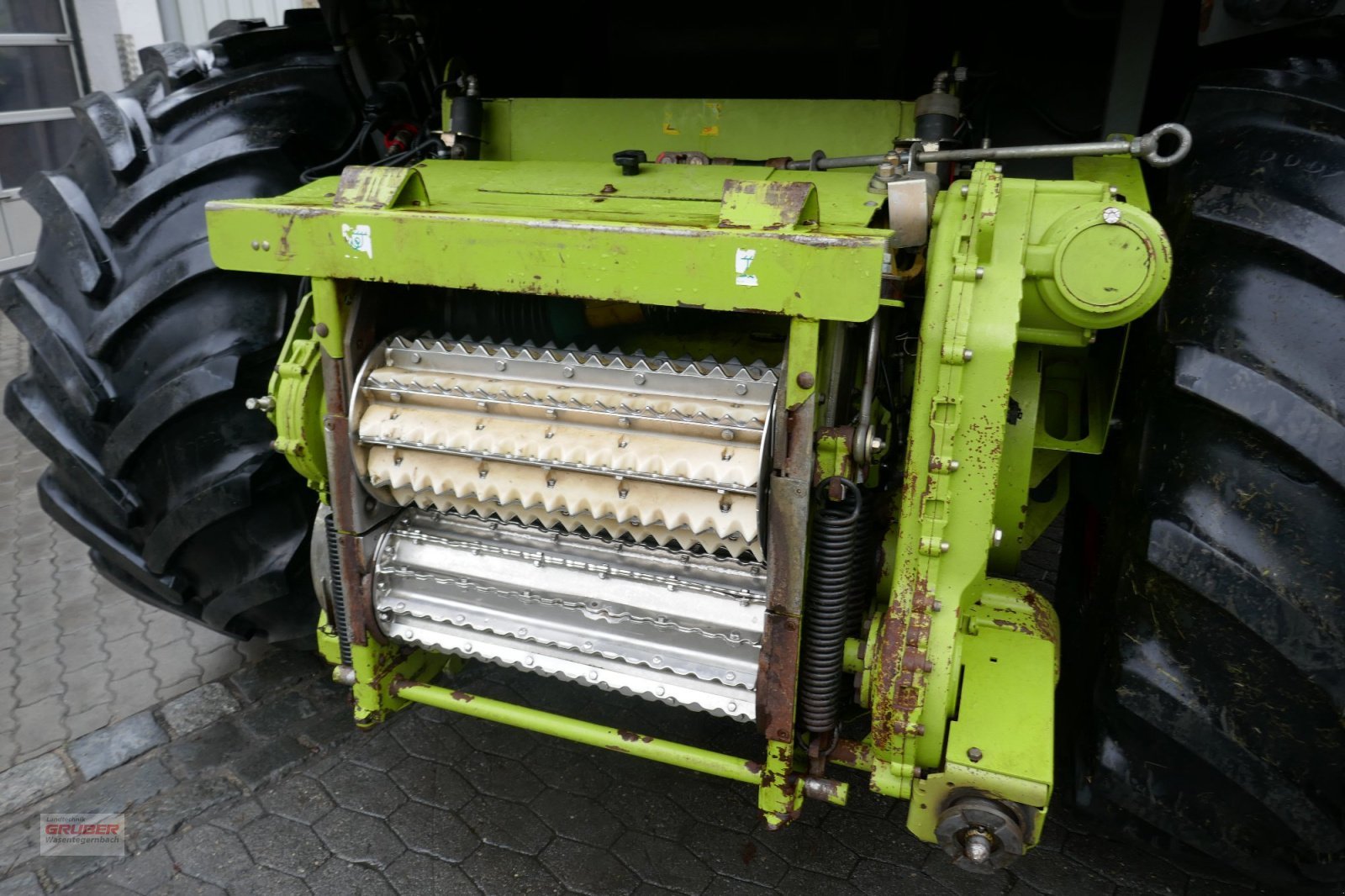 CLAAS Jaguar 950 with Orbis 750 — photo 8