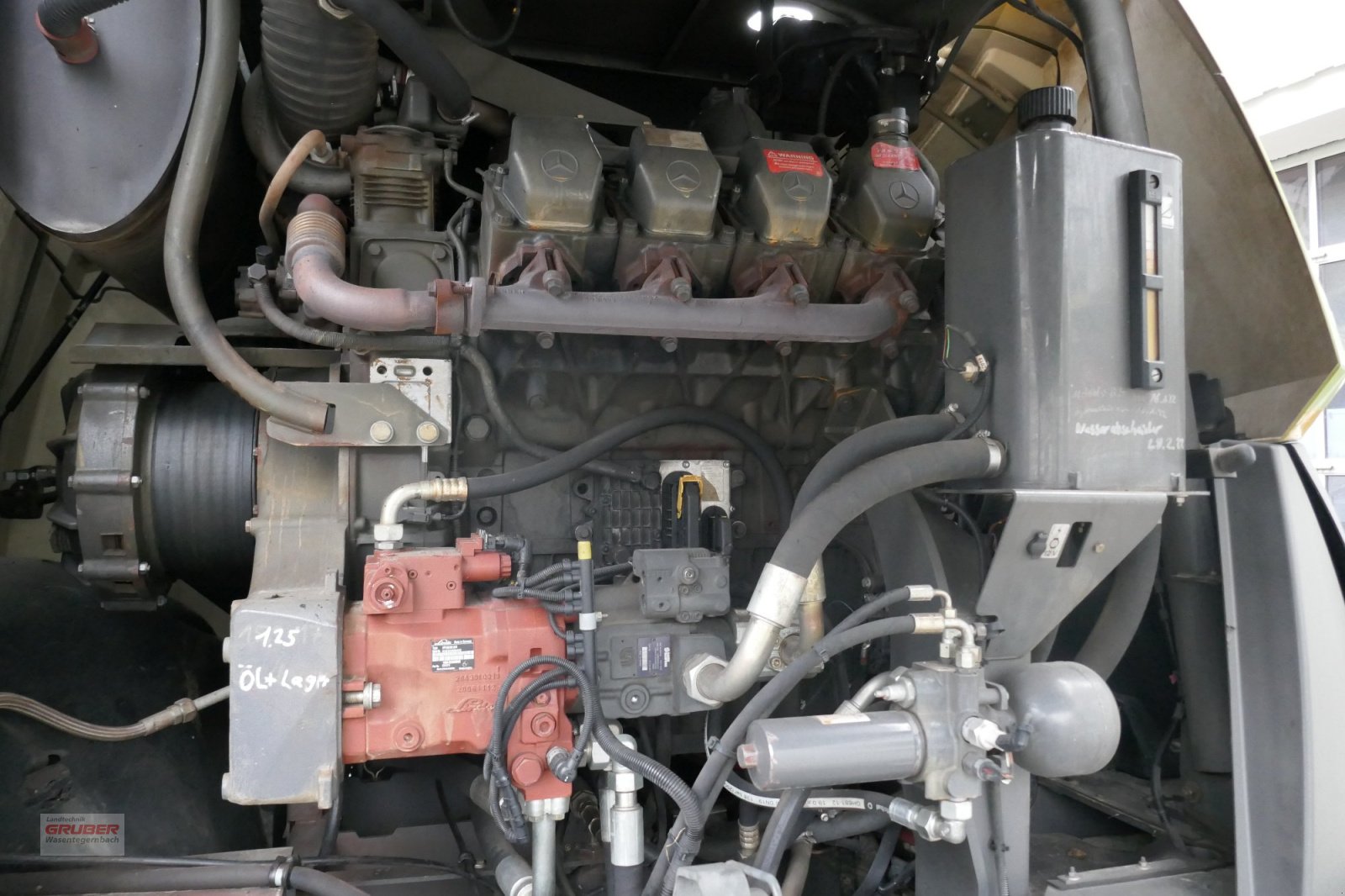 CLAAS Jaguar 960 with Orbis 750 — photo 10