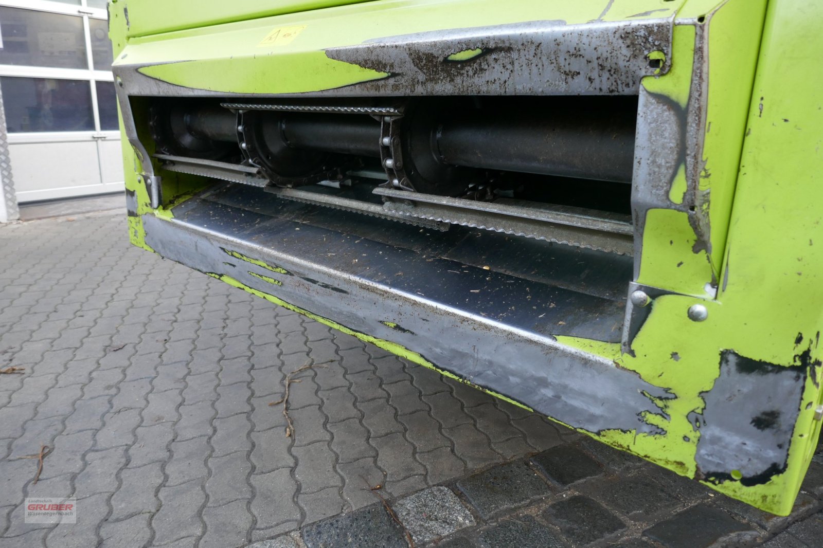 CLAAS Lexion 660 with Vario 770 — photo 7