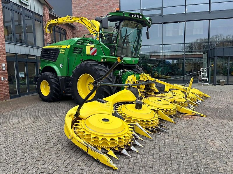 John Deere 9700i ProDrive with Kemper 490 Plus, photo 1 of 8